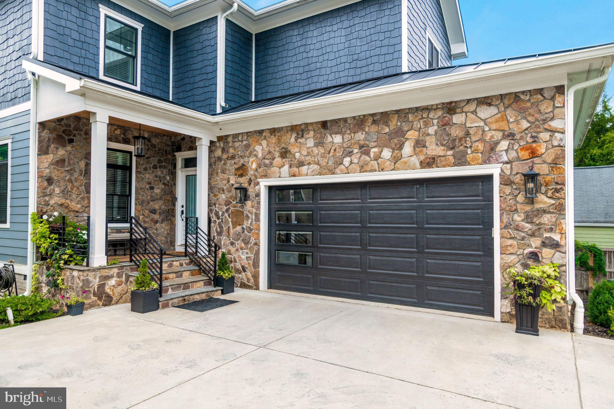 10708 WARWICK AVENUE