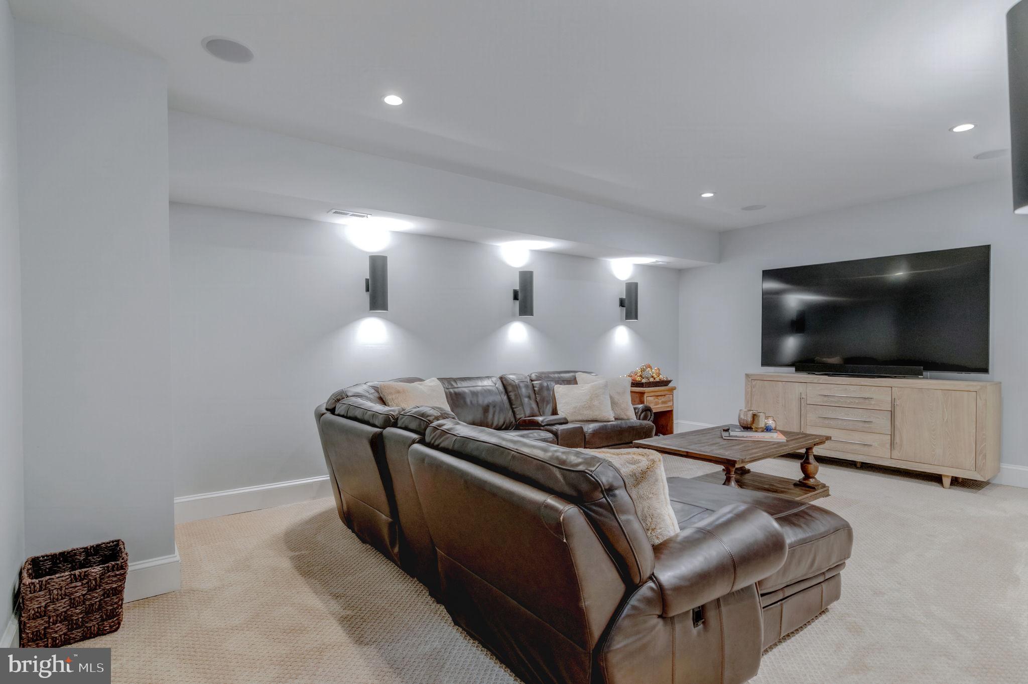 10708 WARWICK AVENUE