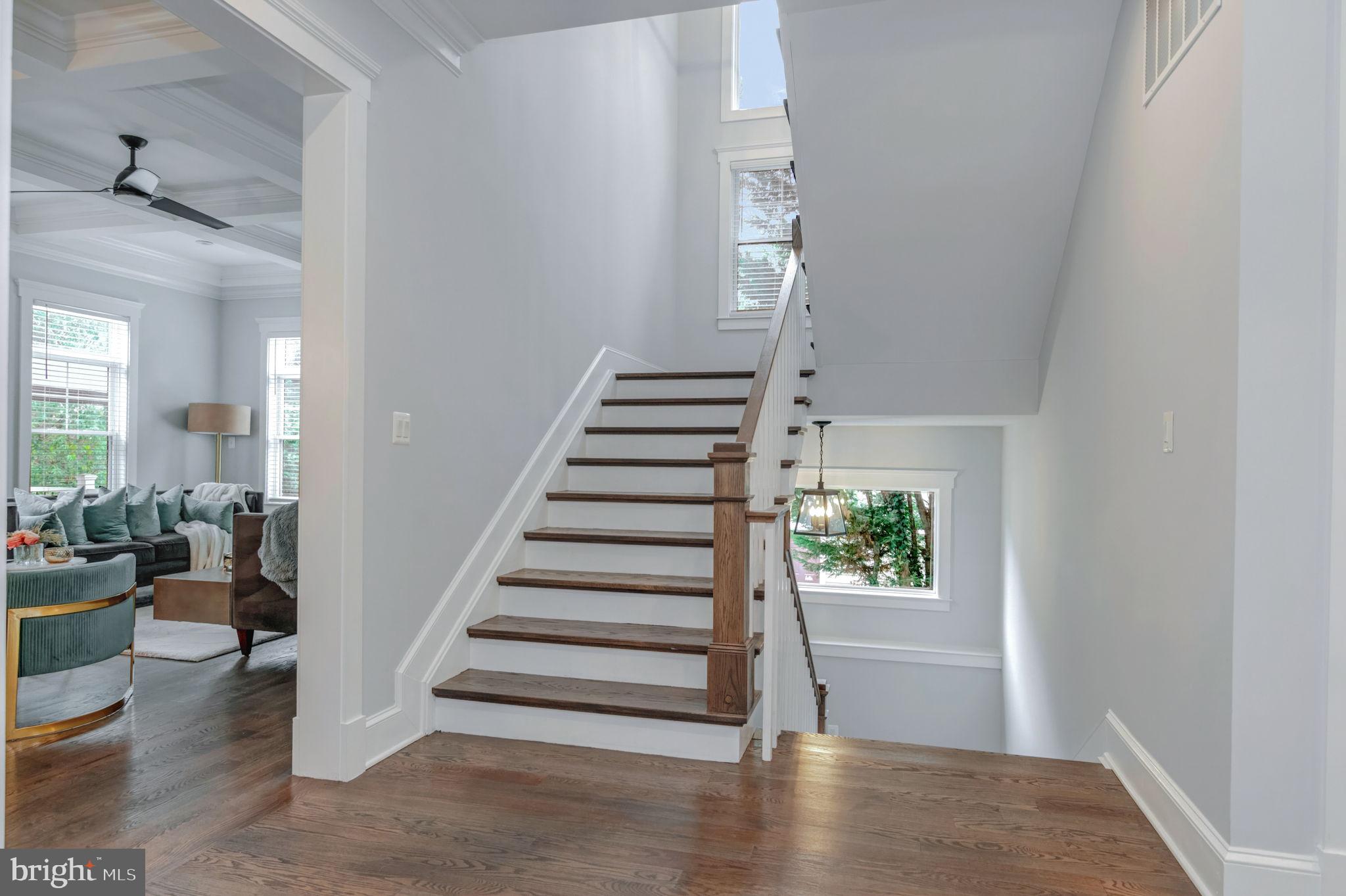 10708 WARWICK AVENUE