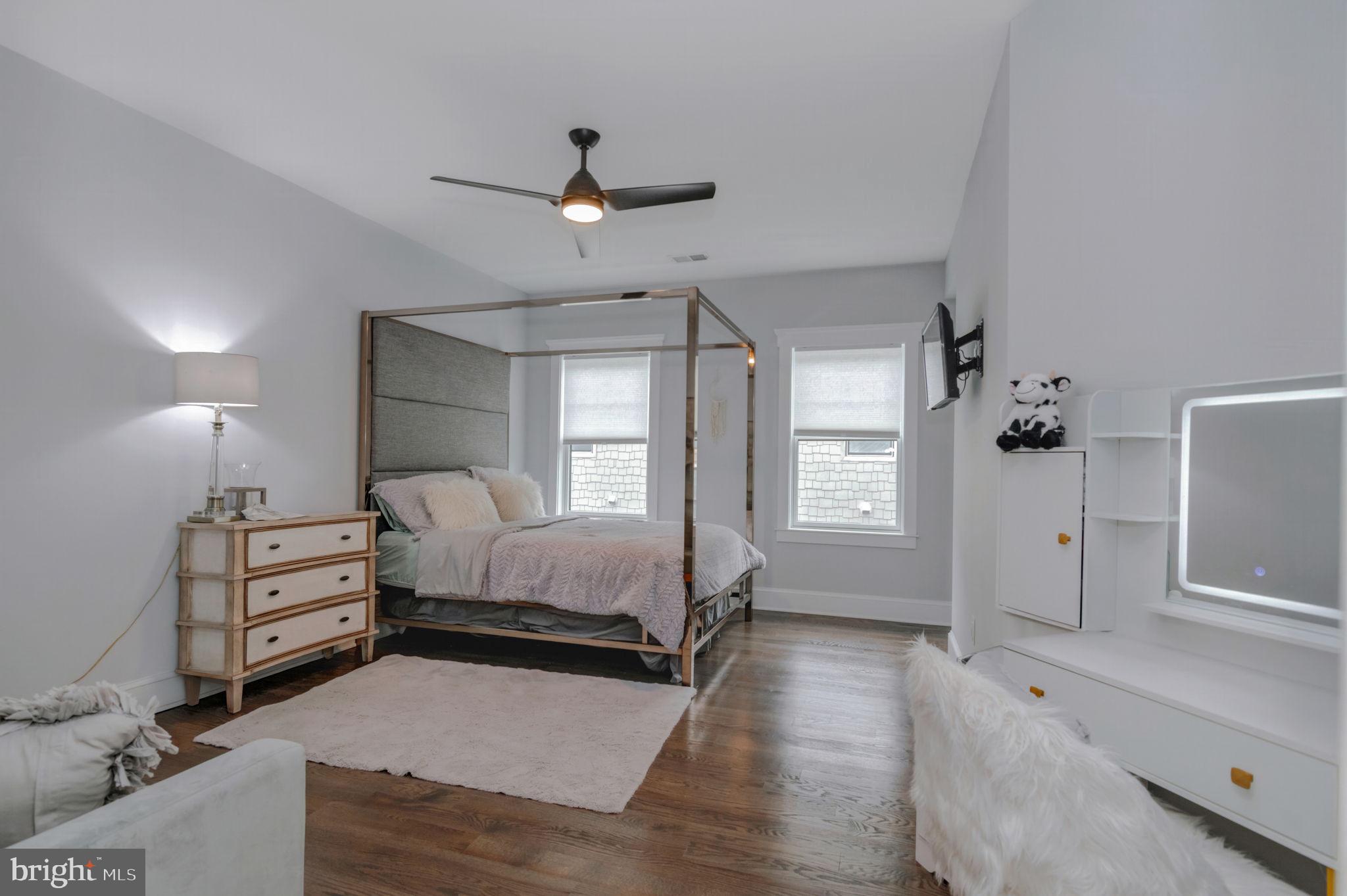 10708 WARWICK AVENUE