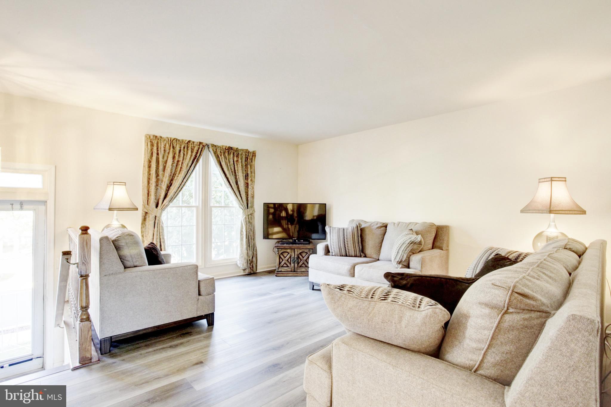 717 Herndon Woods Ct