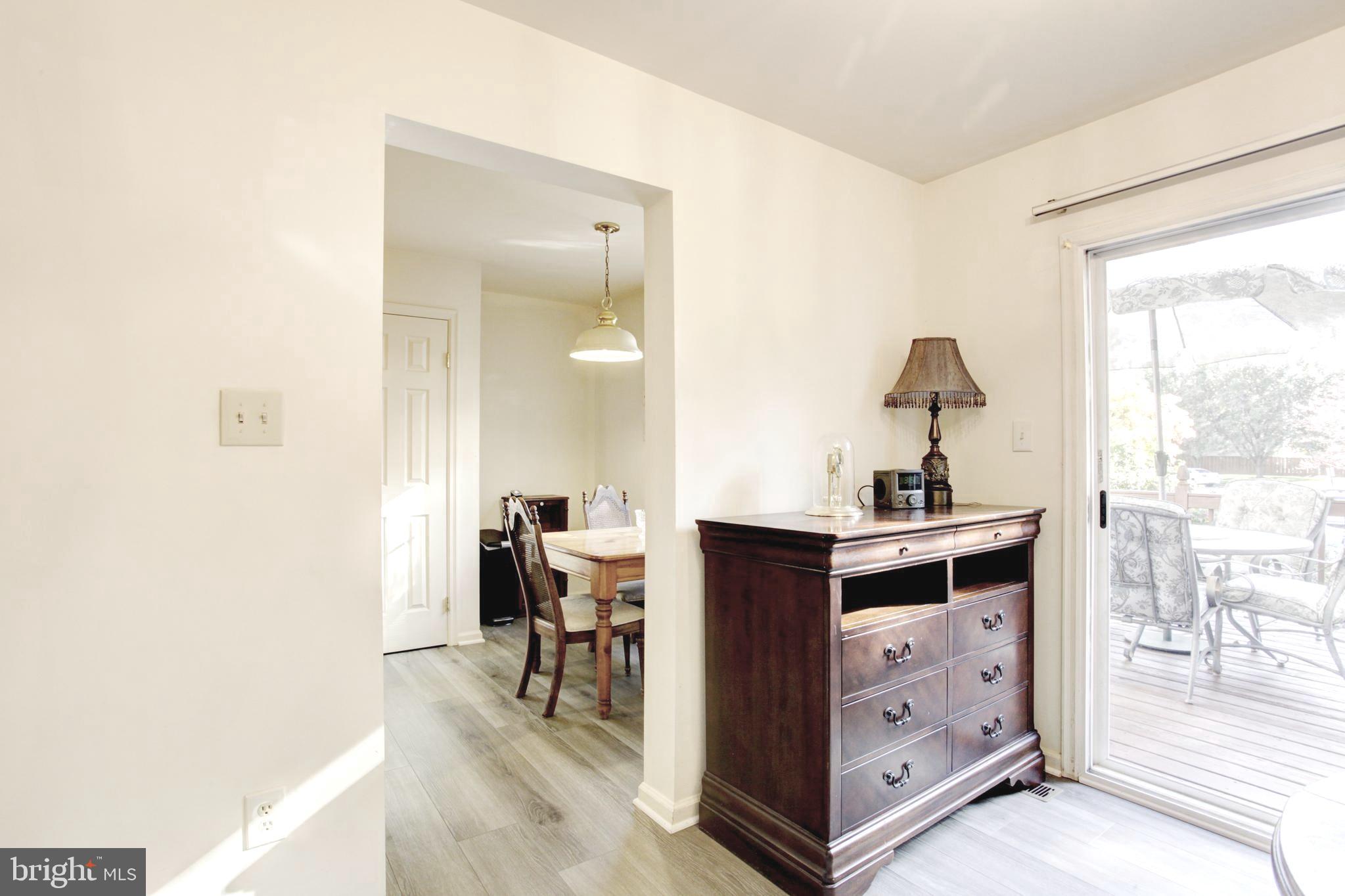 717 Herndon Woods Ct