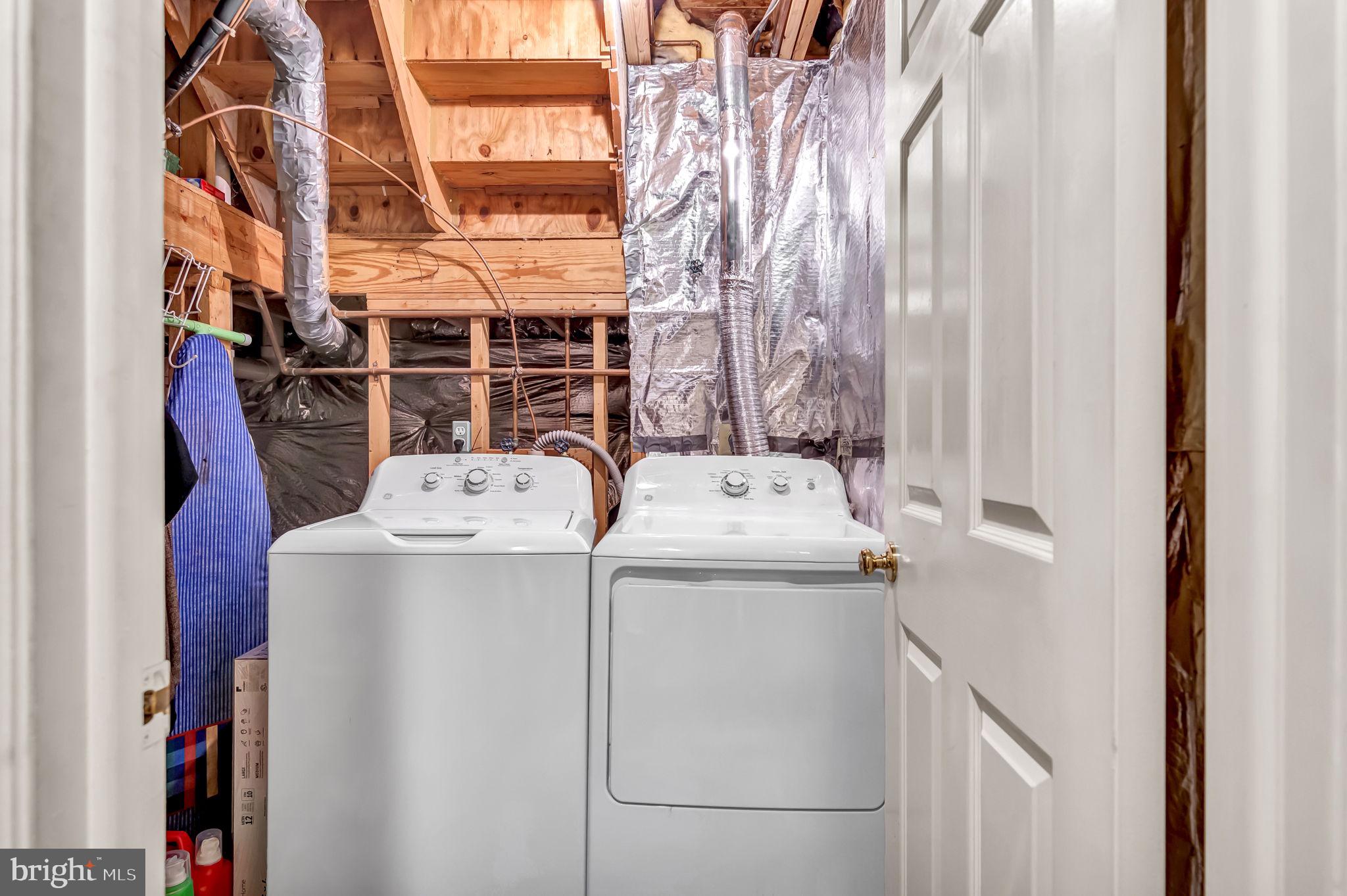 717 Herndon Woods Ct