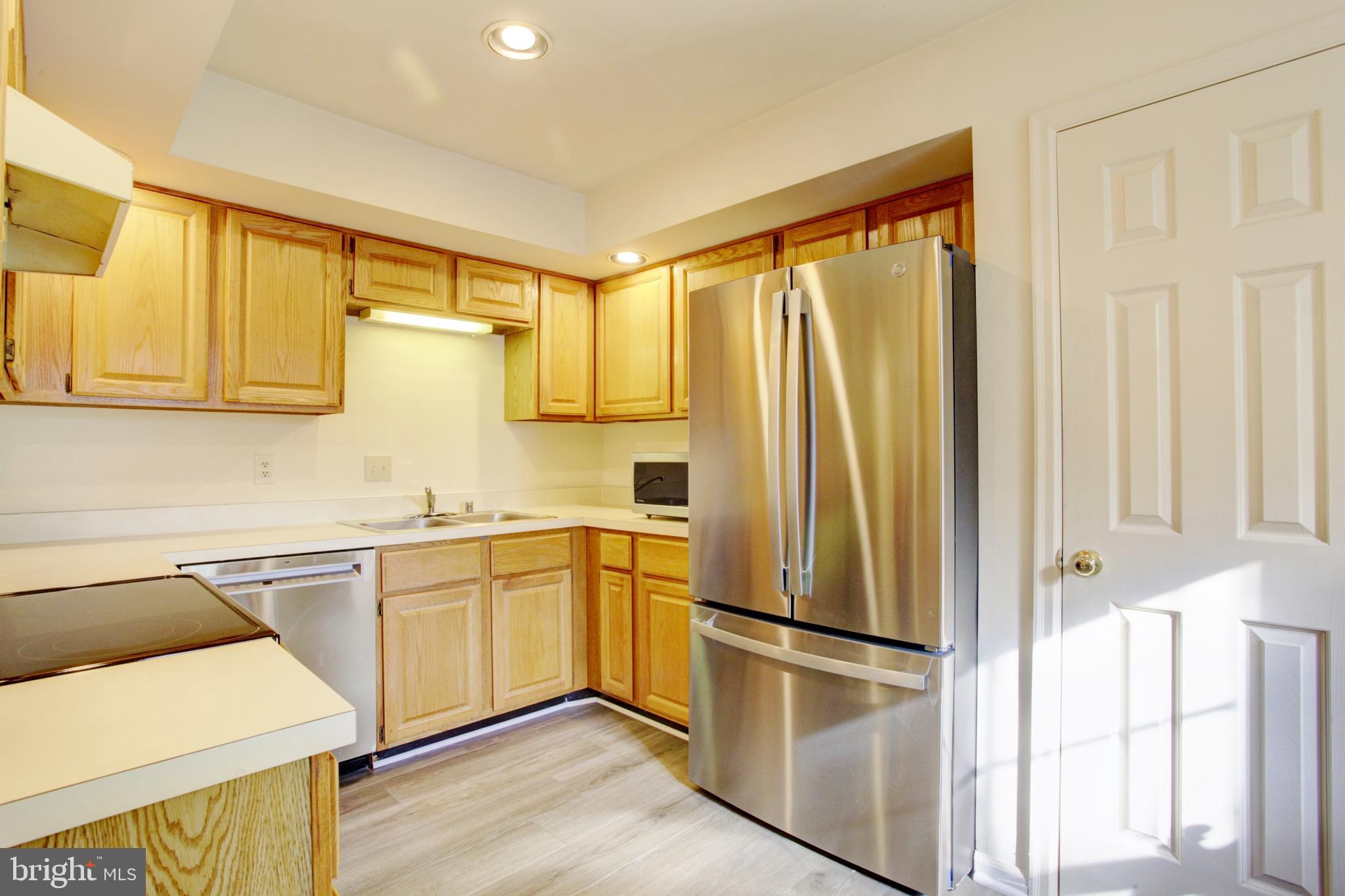 717 Herndon Woods Ct