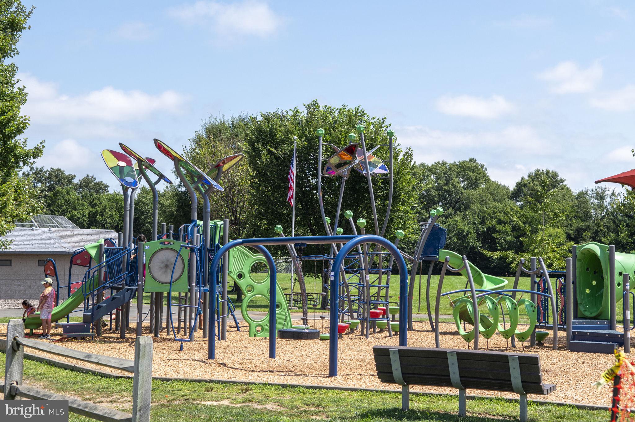 717 Herndon Woods Ct