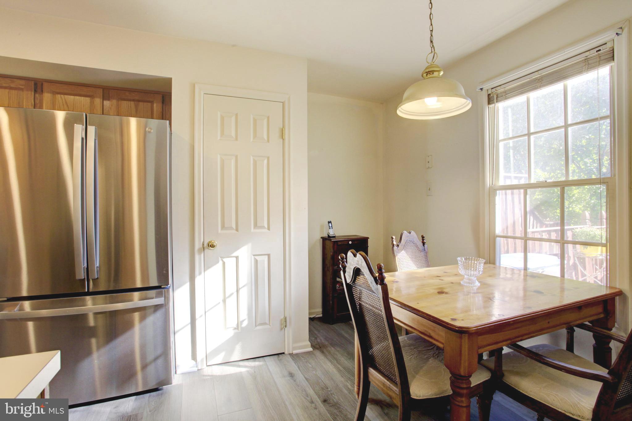 717 Herndon Woods Ct