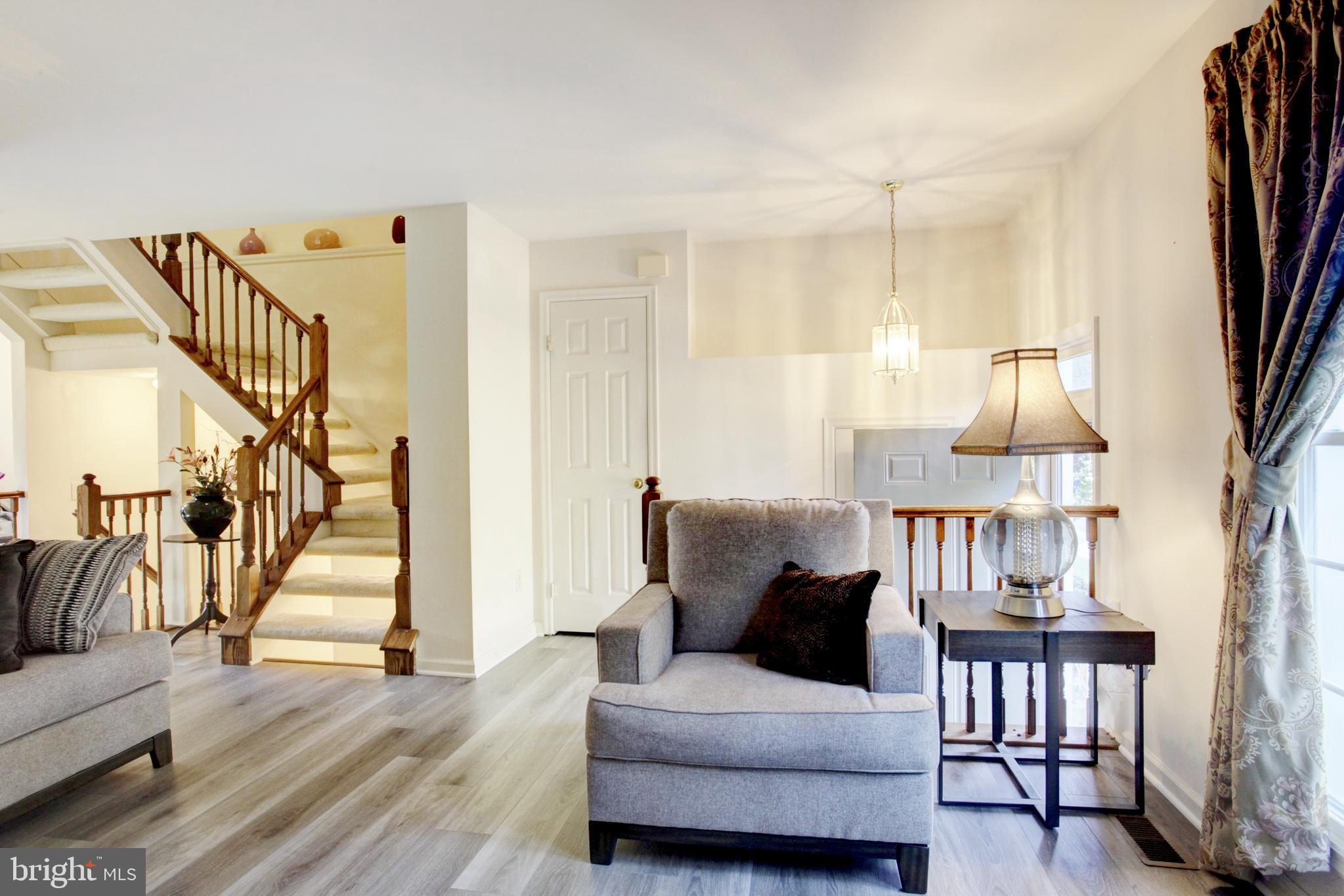 717 Herndon Woods Ct