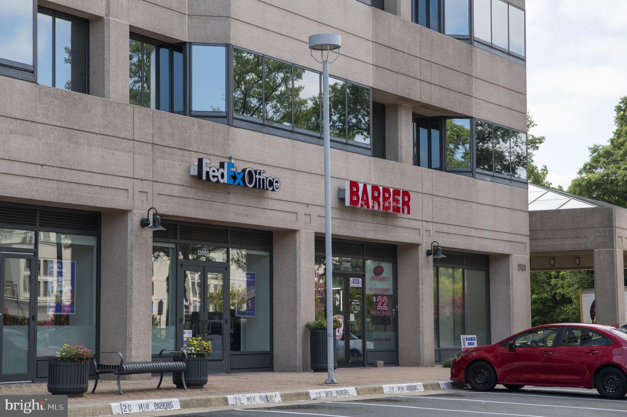 717 Herndon Woods Ct