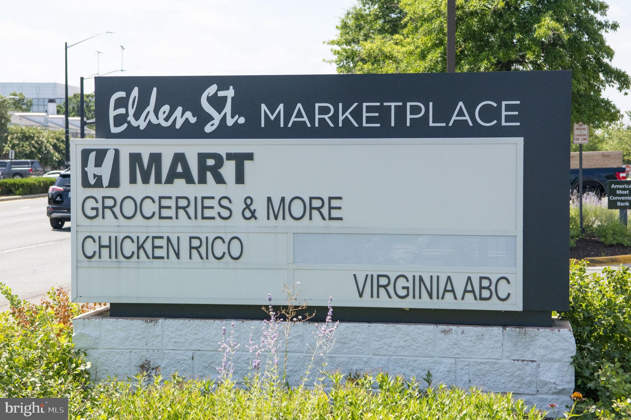 717 Herndon Woods Ct