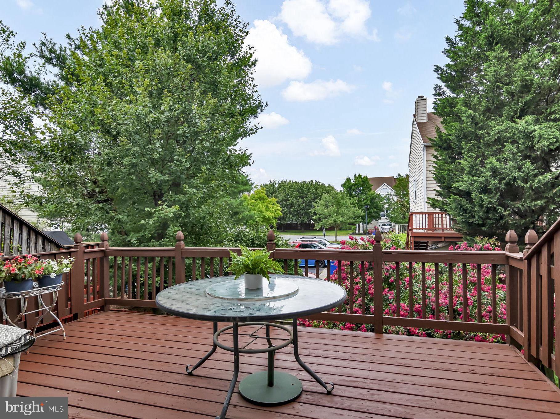 717 Herndon Woods Ct