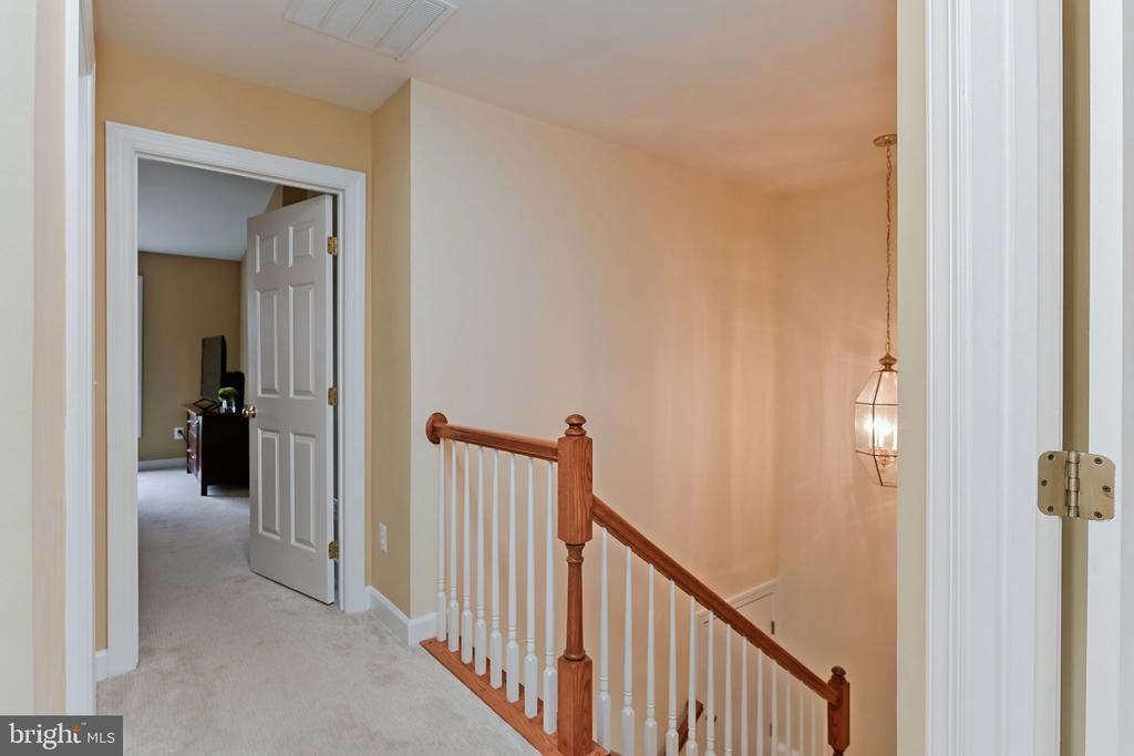 9089 ACHESON COURT