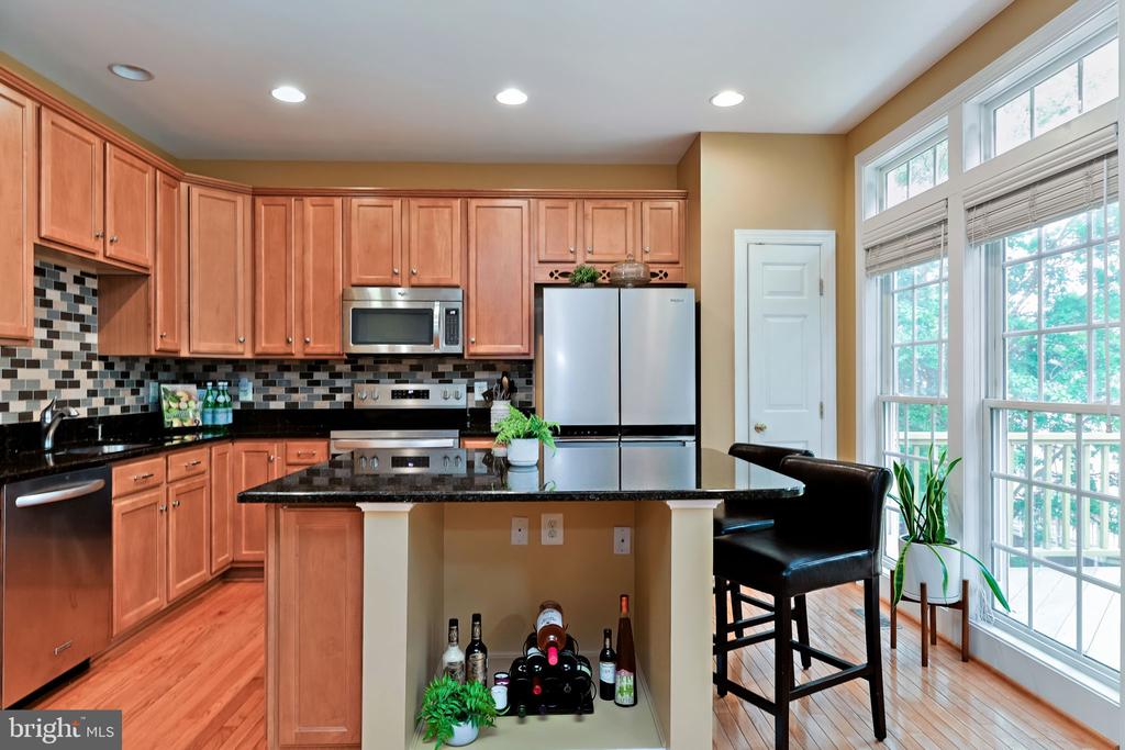 9089 ACHESON COURT
