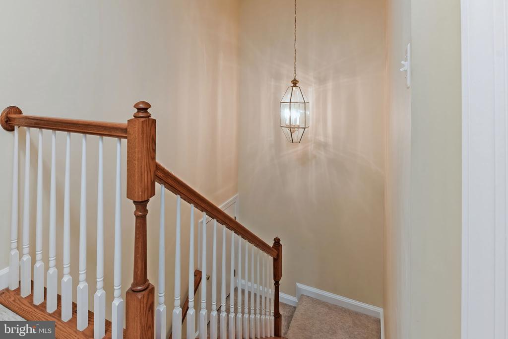 9089 ACHESON COURT