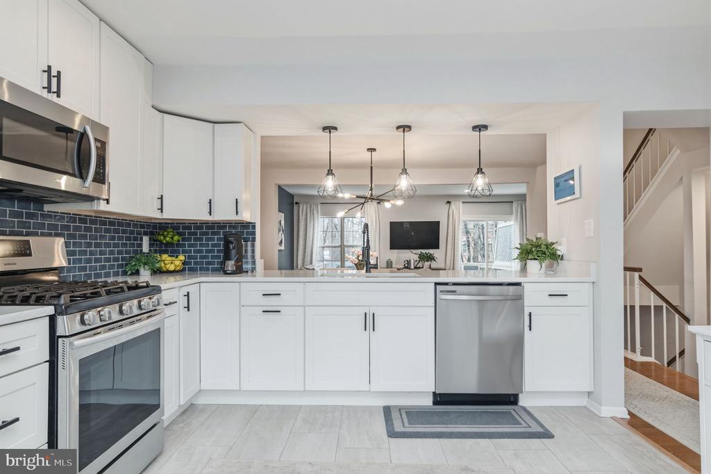 44095 GALA CIRCLE
