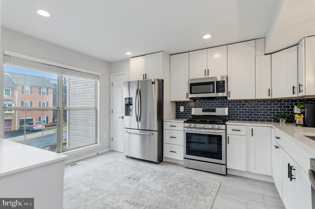44095 GALA CIRCLE