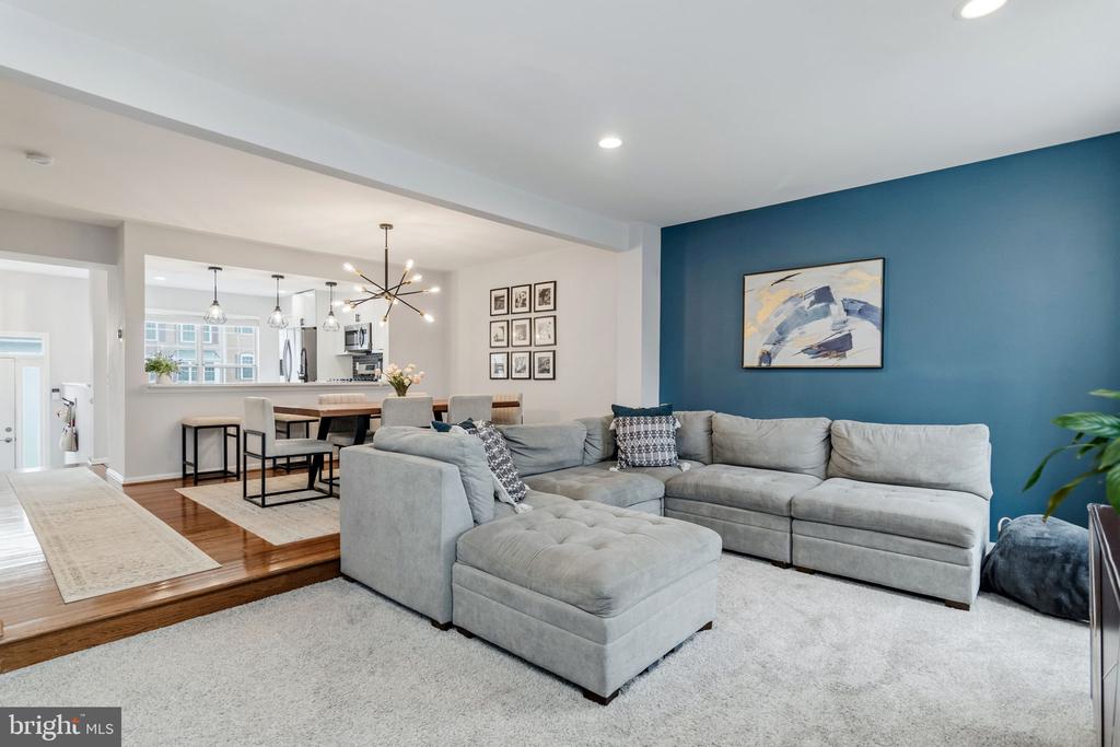 44095 GALA CIRCLE