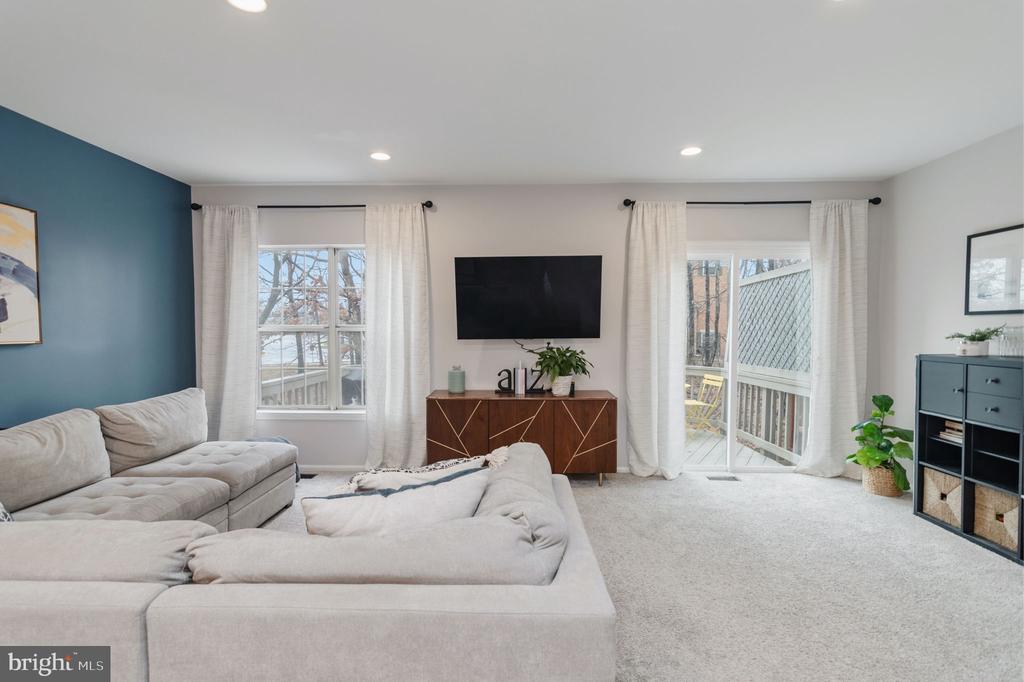 44095 GALA CIRCLE