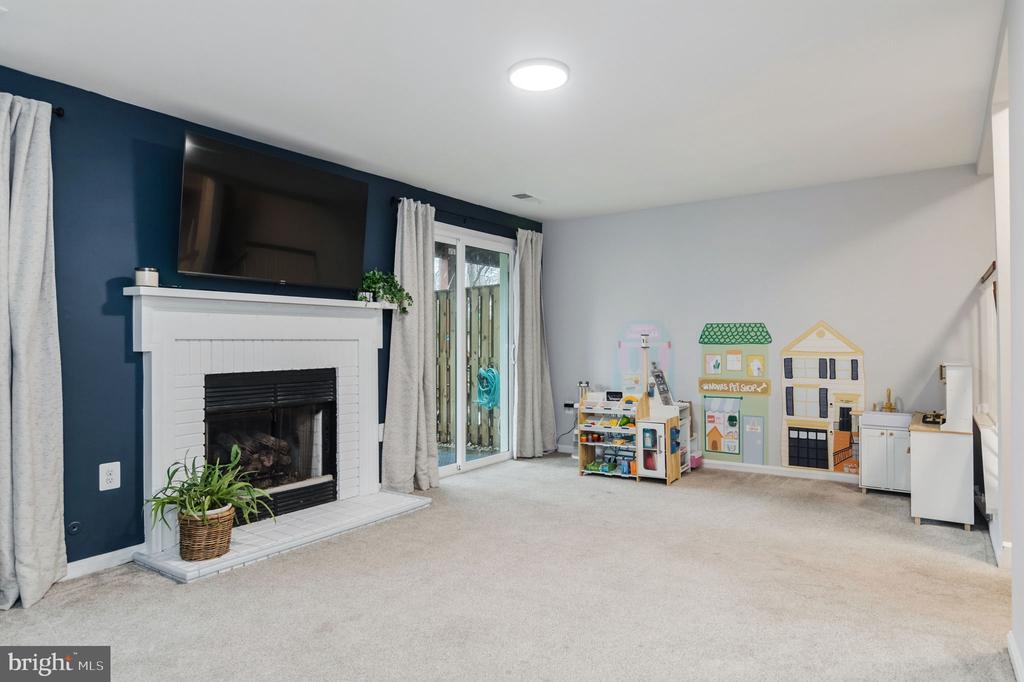 44095 GALA CIRCLE