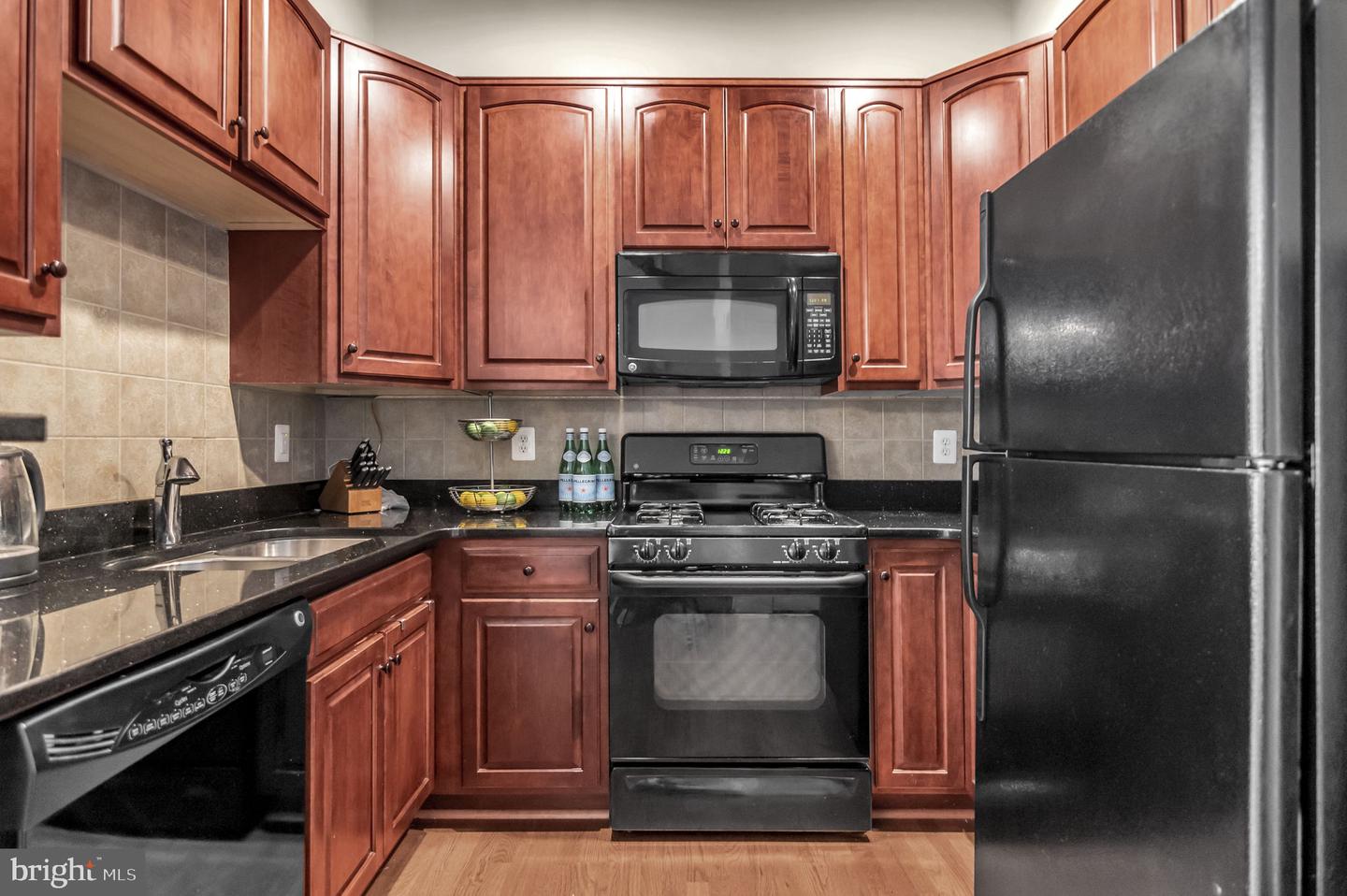 15158 Kentshire Dr