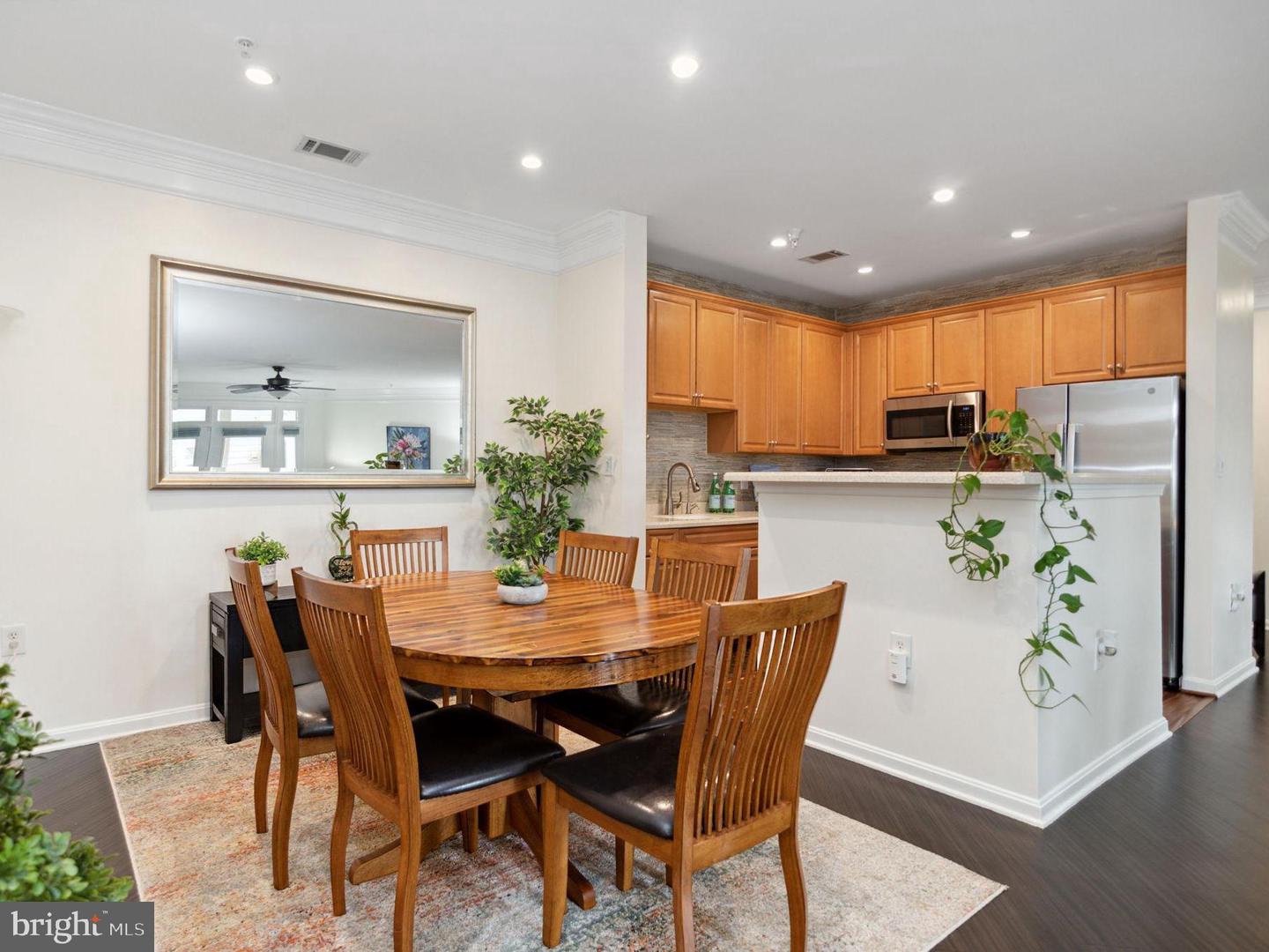 1601 Ladue Ct #107