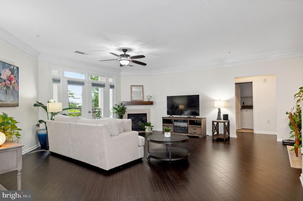 1601 Ladue Ct #107