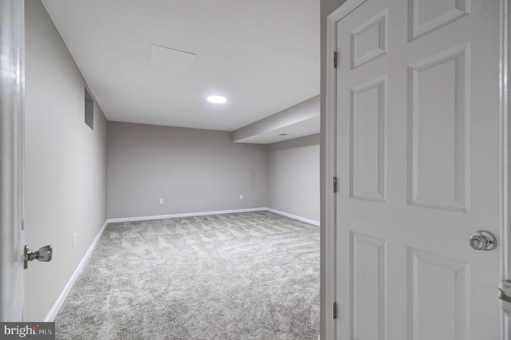 14414 Dunwoody Ct