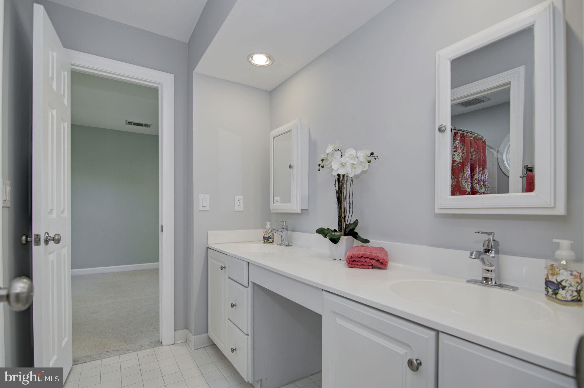 14414 Dunwoody Ct