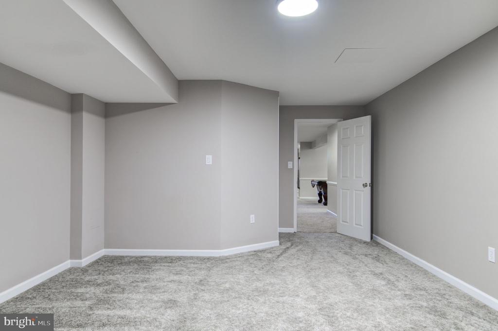 14414 Dunwoody Ct