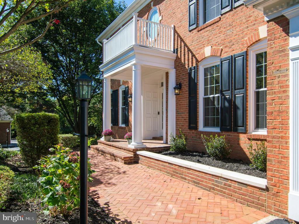 14414 Dunwoody Ct