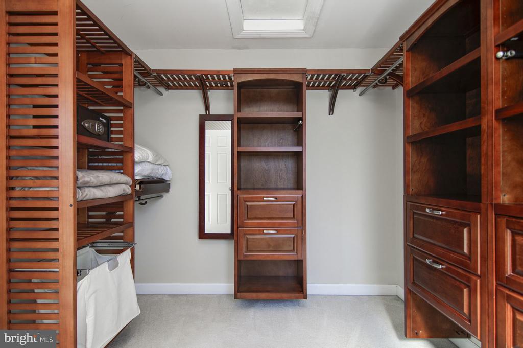 14414 Dunwoody Ct