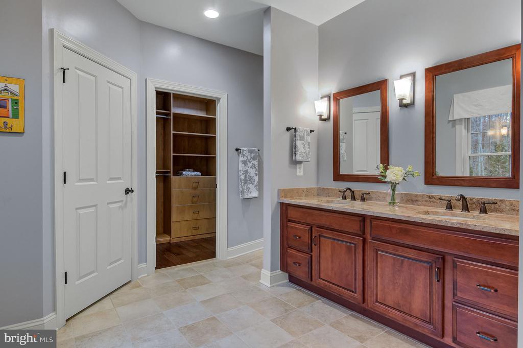 4730 Occoquan Overlook