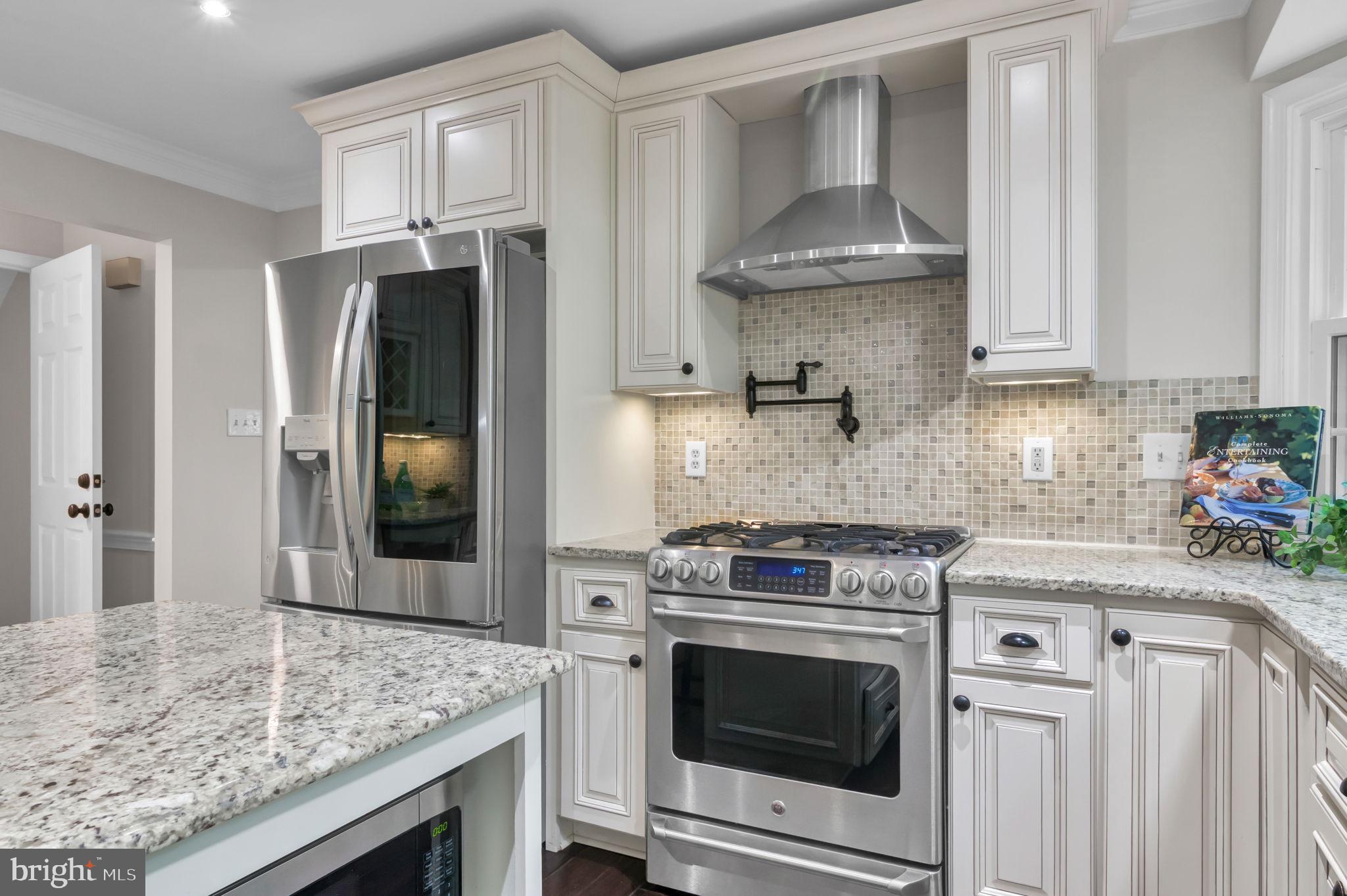 12161 Darnley Rd