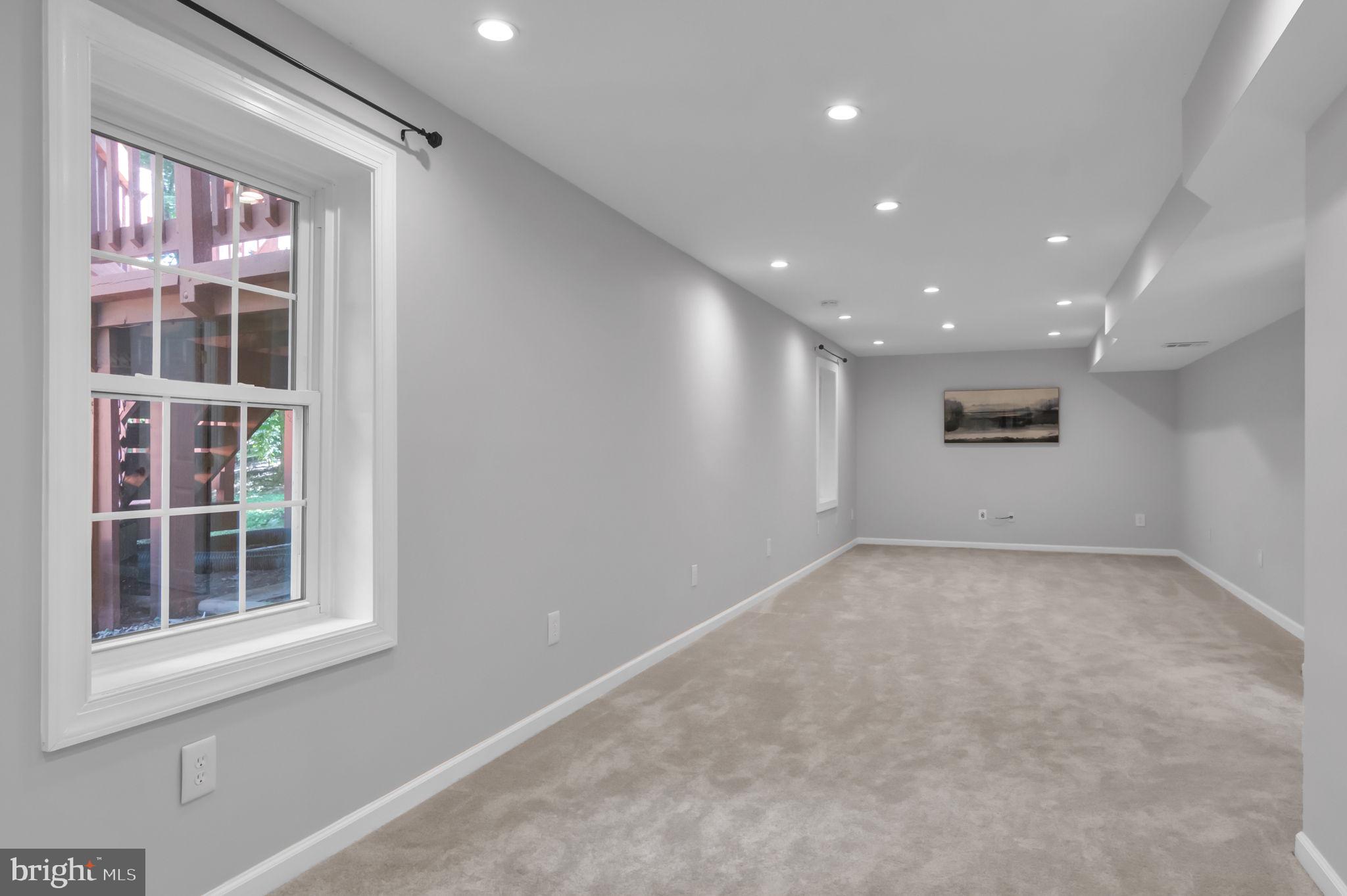 12161 Darnley Rd