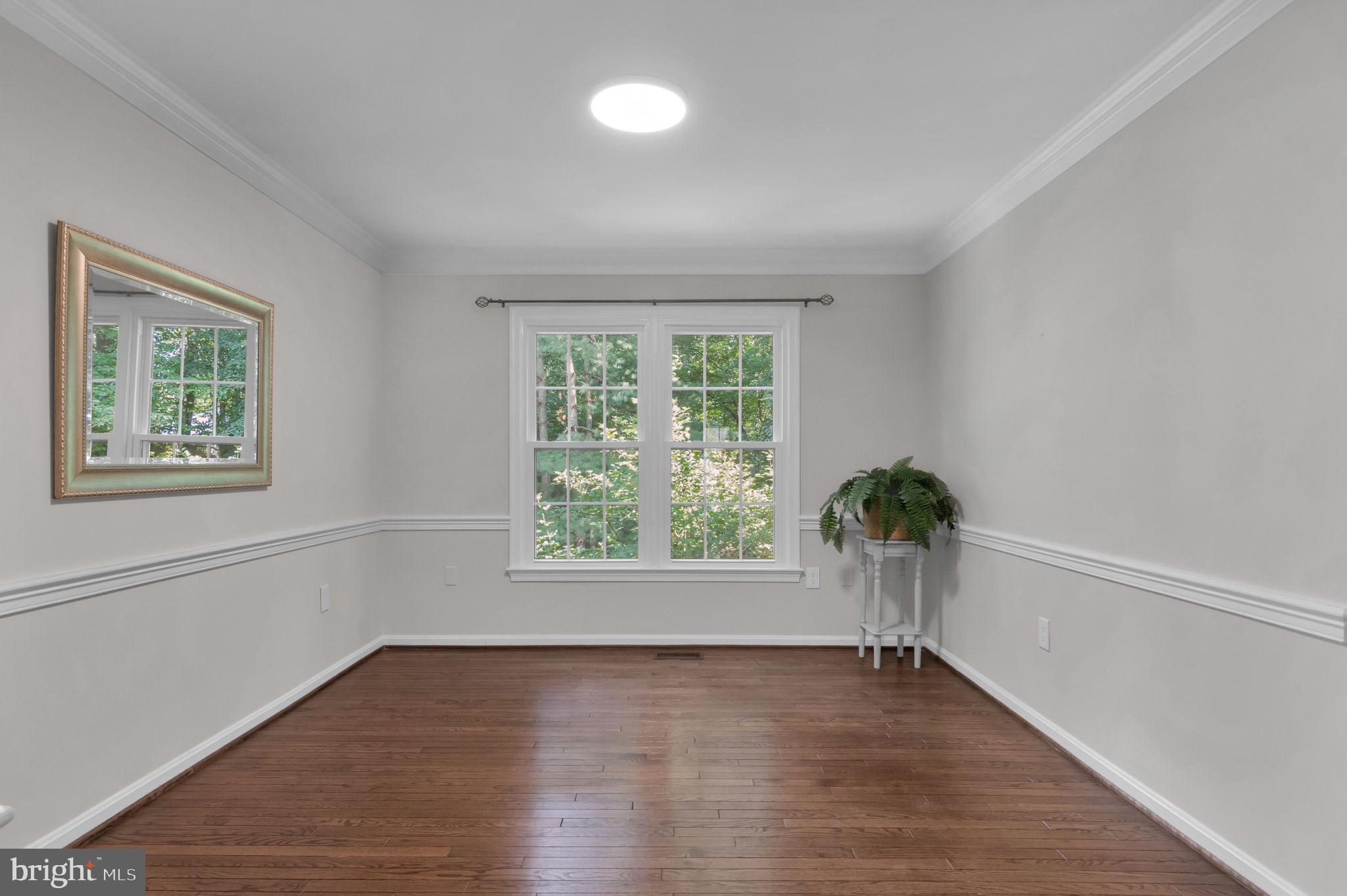 12161 Darnley Rd