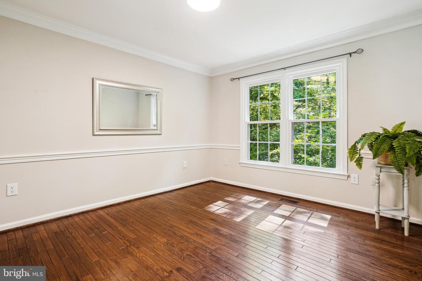 12161 Darnley Rd