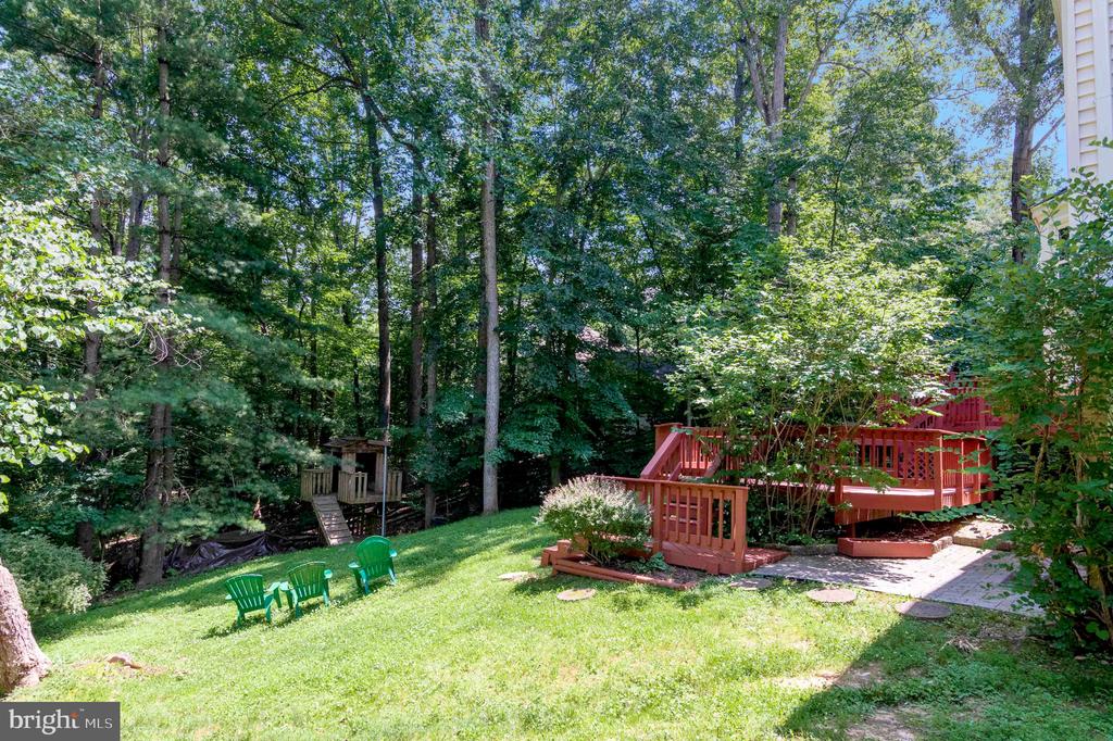 12161 Darnley Rd
