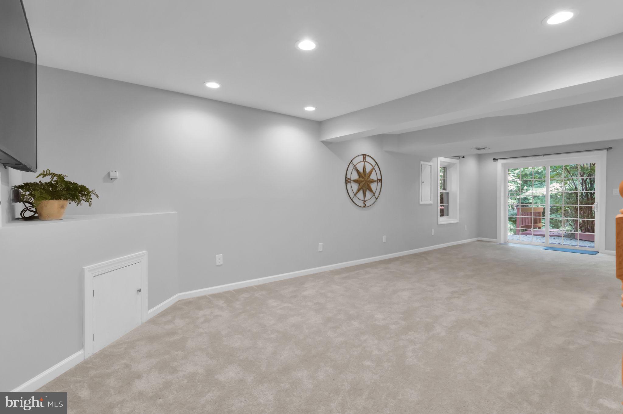 12161 Darnley Rd