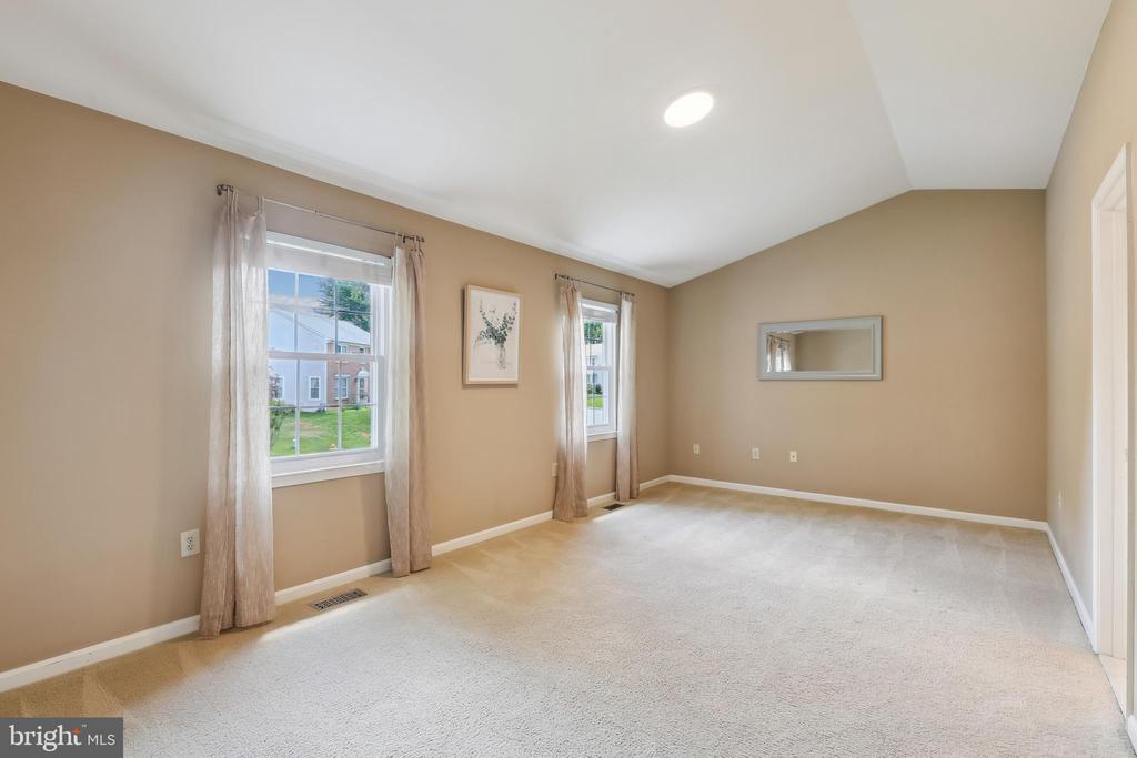 14598 Marr Ct