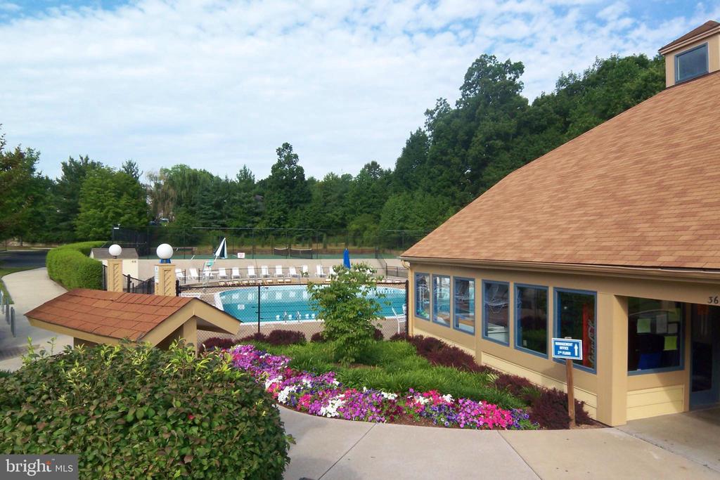 12692 CATAWBA DR