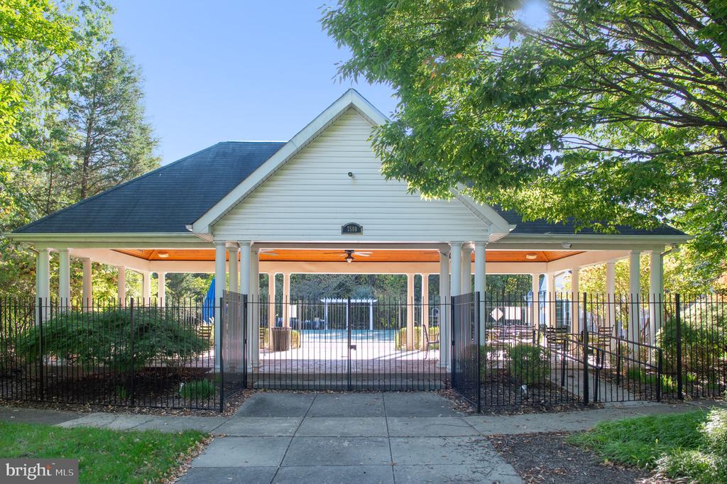 14408 DUNWOODY COURT