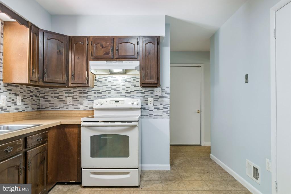 13593 BETHEL ROAD