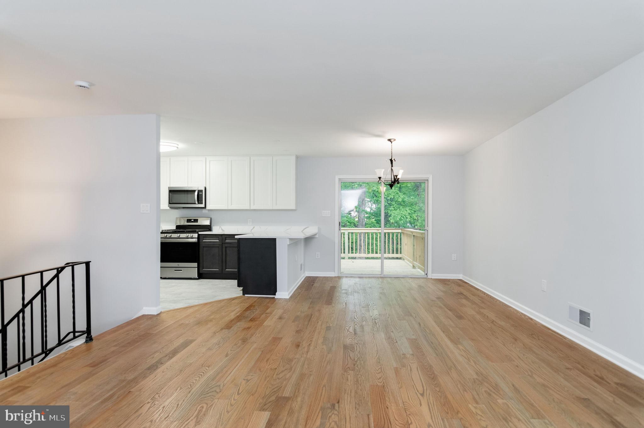 12530 OAKWOOD DRIVE