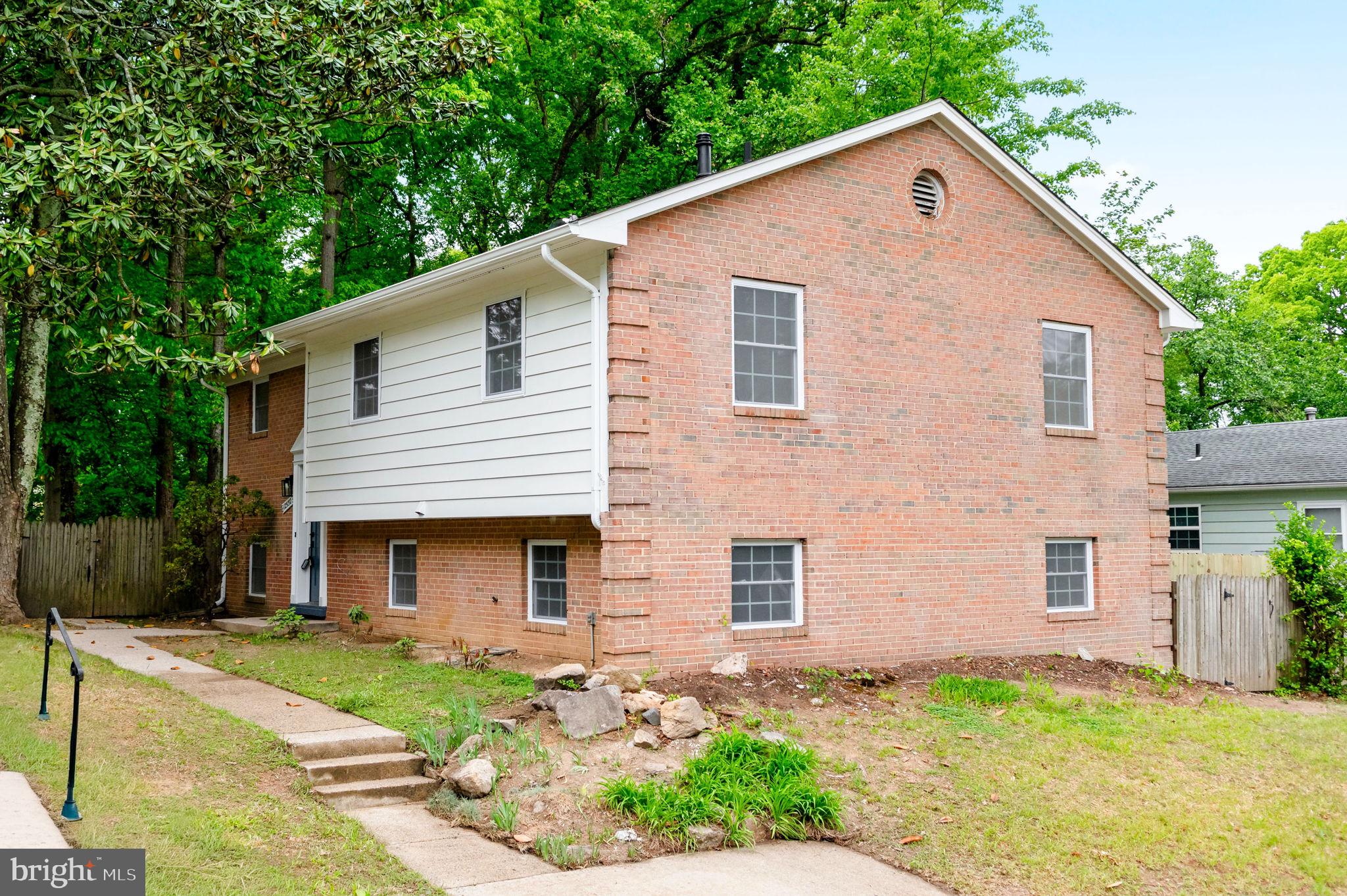 12530 OAKWOOD DRIVE