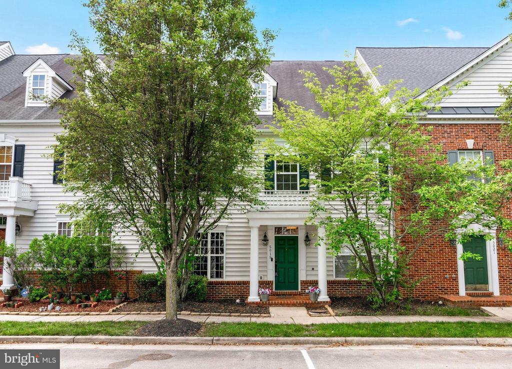 5019 SOFTWOOD LANE