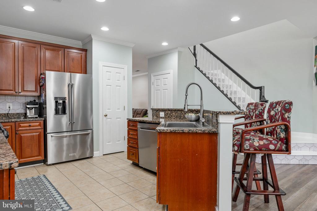 5019 SOFTWOOD LANE