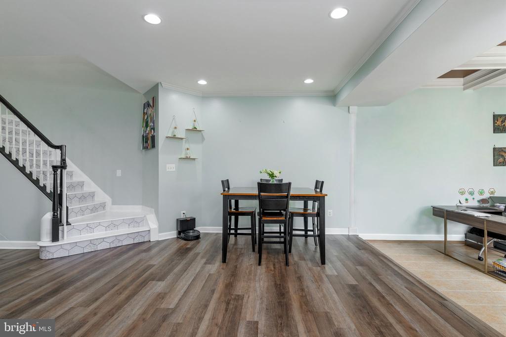 5019 SOFTWOOD LANE