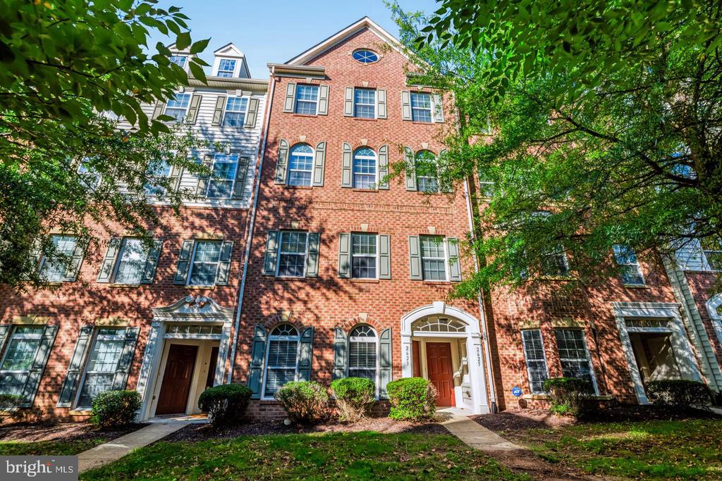2625 Eastbourne Drive Woodbridge VA
