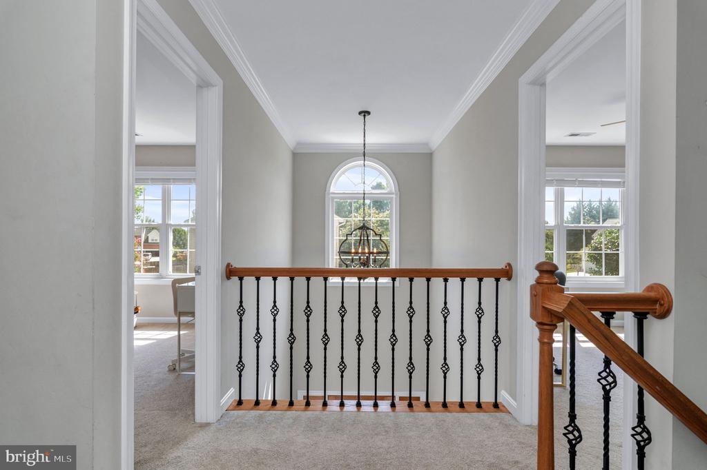 12 PIN OAK COURT
