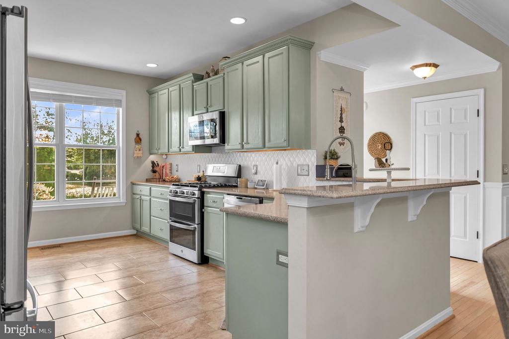 12 PIN OAK COURT