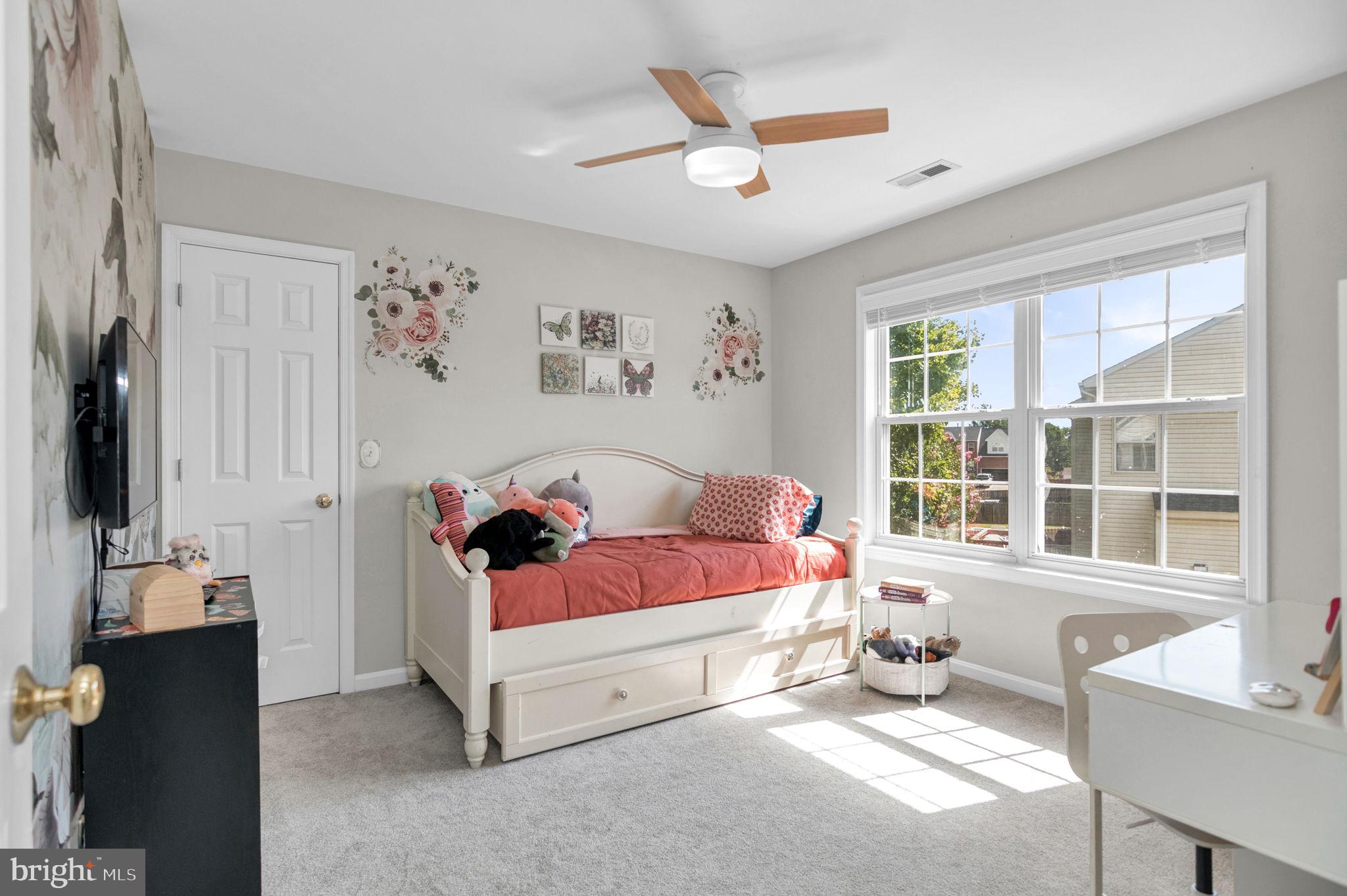 12 PIN OAK COURT
